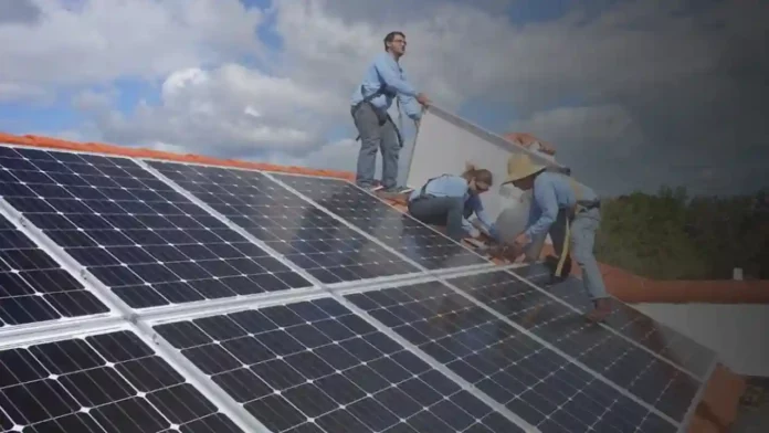 Rooftop Solar Panel Training